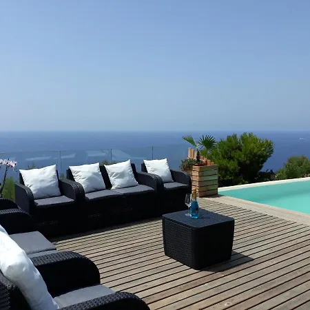 Luxury Paradise Villa *